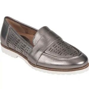 Earth Masio Leather Loafers Size 9